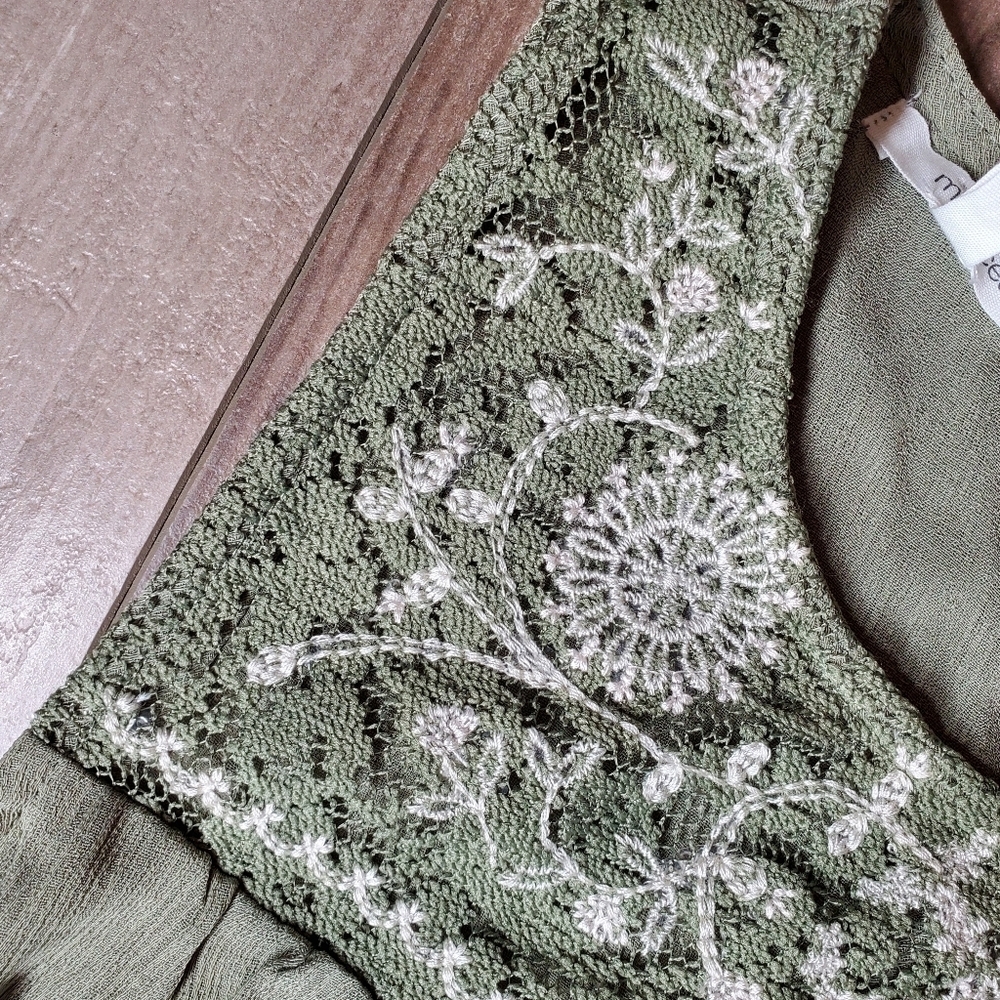 NWT Maurices Lace Trim Sleeveless Blouse Tank Top Women's Size Medium - Picture 9 of 16